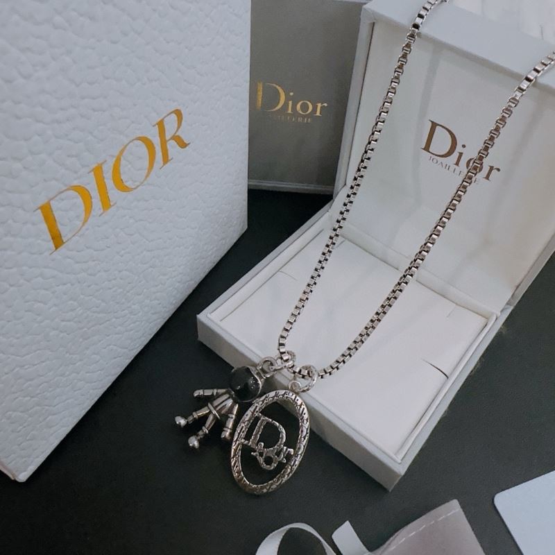 Christian Dior Necklaces